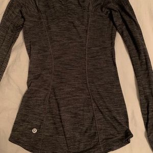 Lululemon long sleeve shirt